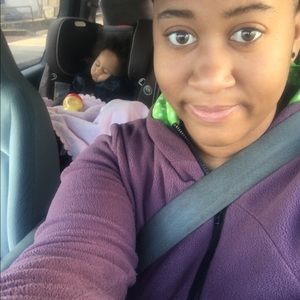 Meet your Posher, Jenn